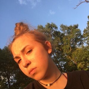 Meet your Posher, Lauryn